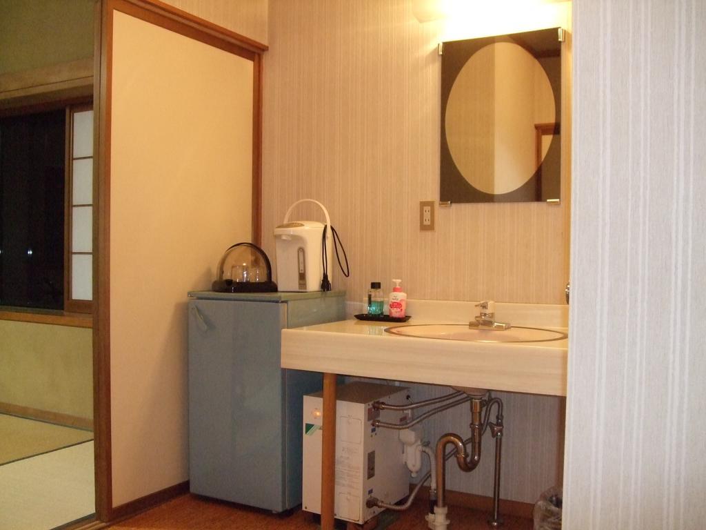 Marunaka Ryokan Macumoto Szoba fotó