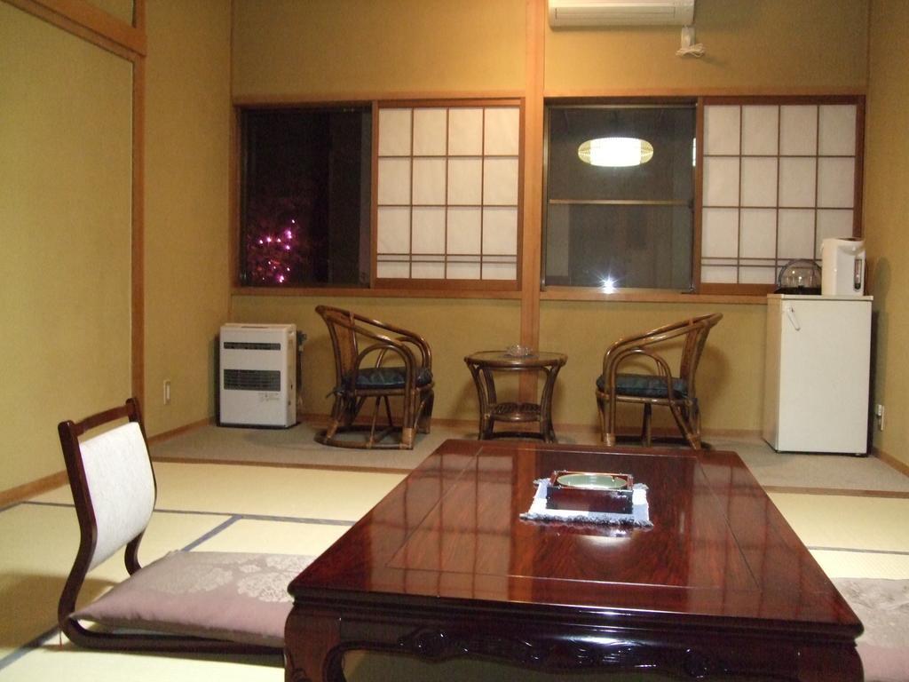 Marunaka Ryokan Macumoto Szoba fotó