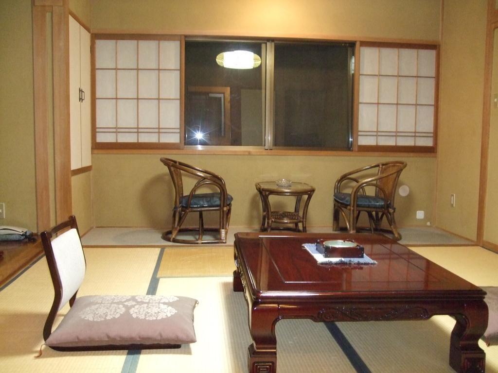 Marunaka Ryokan Macumoto Kültér fotó
