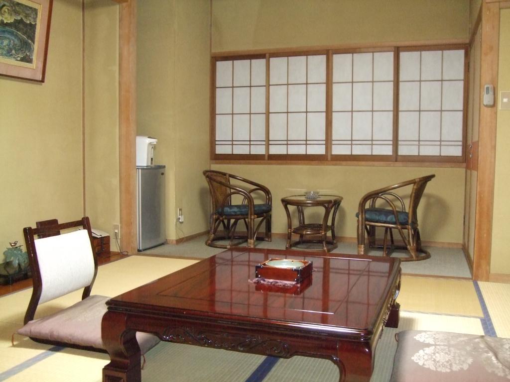 Marunaka Ryokan Macumoto Kültér fotó